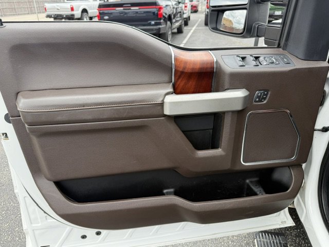 Used 2022 Ford F350 King Ranch w/ King Ranch Ultimate Package AWD/4WD image 11