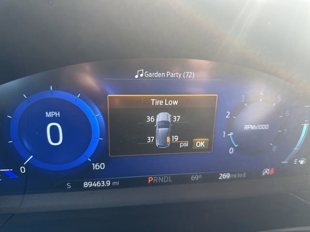 Used 2022 Ford Escape SEL w/ Technology Package AWD/4WD image 17