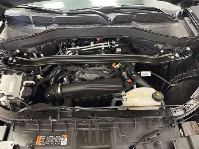 Used 2025 Ford Explorer ST-Line w/ Premium Package AWD/4WD image 50