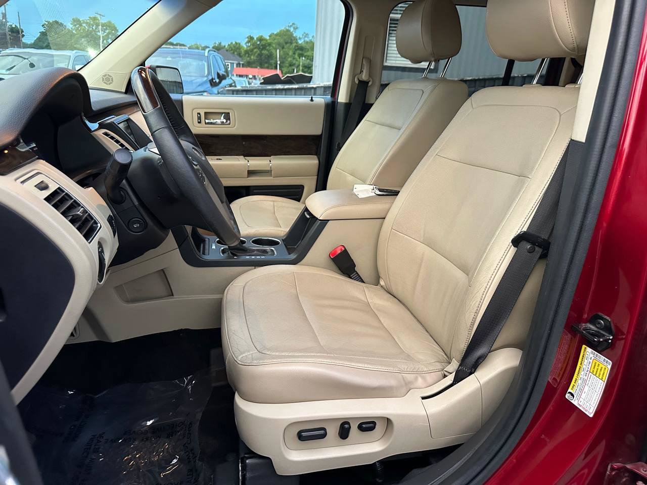 Used 2015 Ford Flex Limited FWD image 16