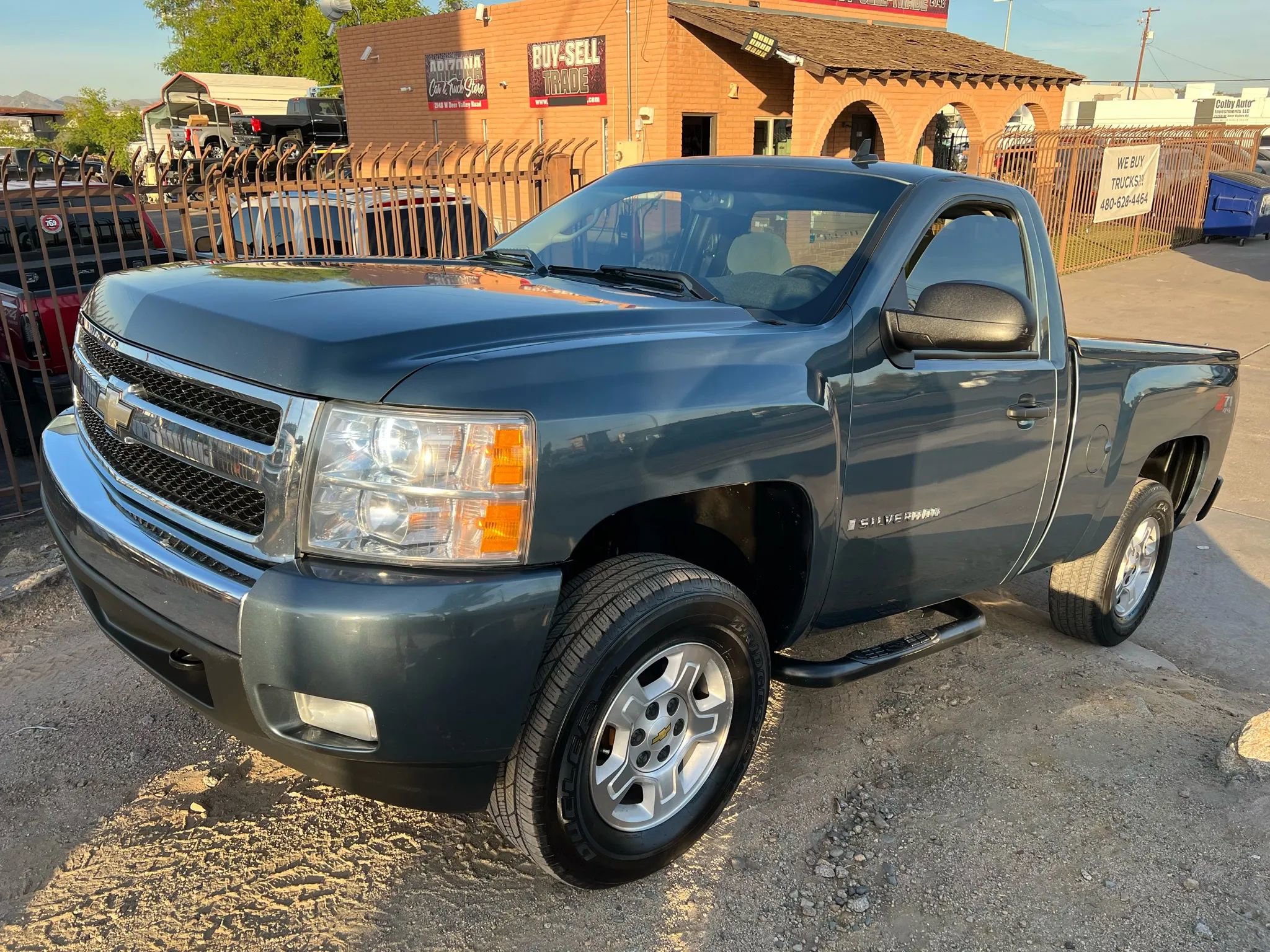 Used 2007 Chevrolet Silverado 1500 LT w/ 1LT Convenience Package image 3