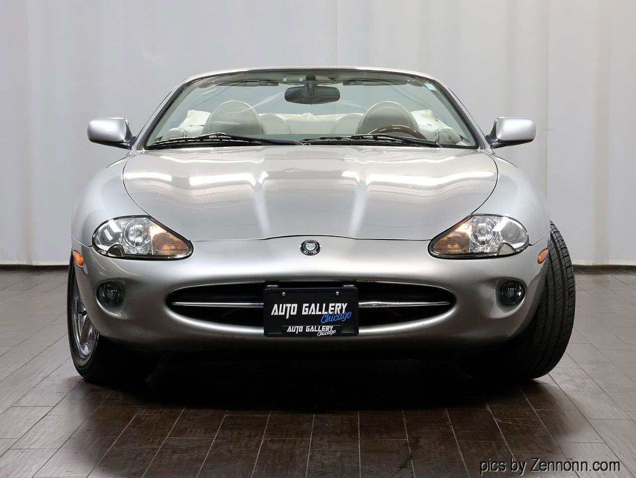 Used 1999 Jaguar XK8 Convertible image 5