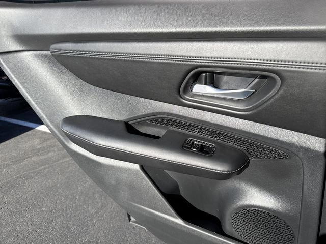 Used 2024 Nissan Ariya FWD image 10