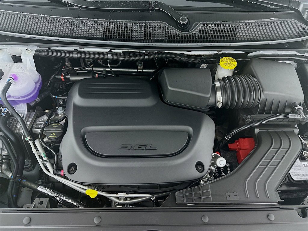 New 2025 Chrysler Pacifica Select w/ Fav Edition Package image 18