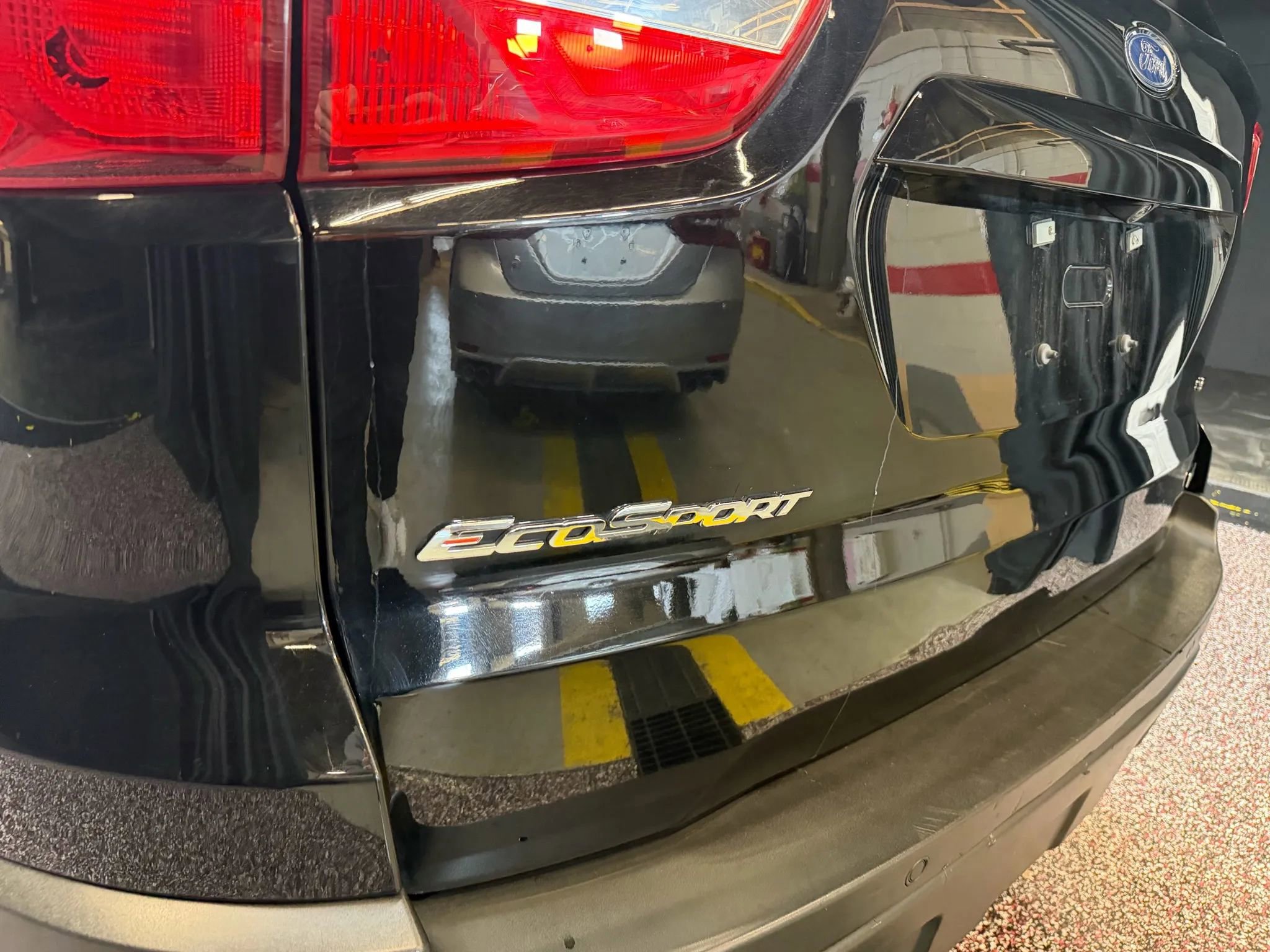 Used 2020 Ford EcoSport SE FWD image 6