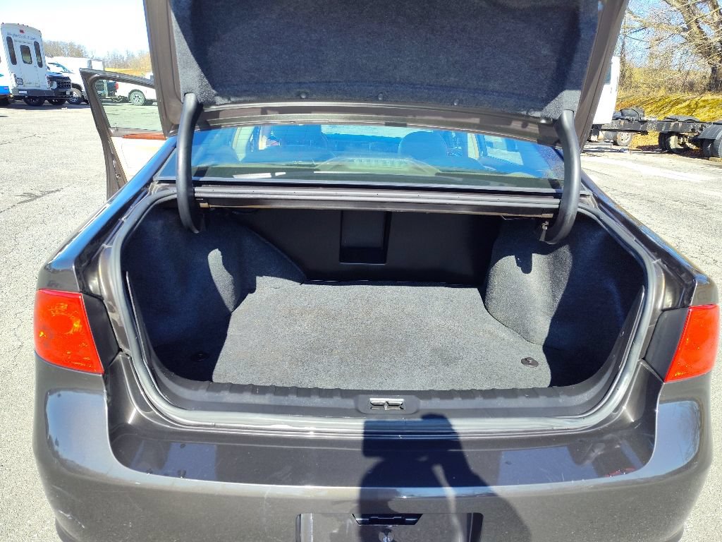 Used 2008 Buick Lucerne CXL w/ Luxury Package FWD image 11