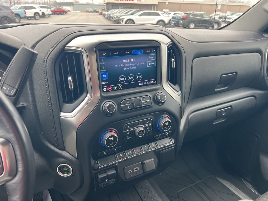 Used 2019 Chevrolet Silverado 1500 RST image 19