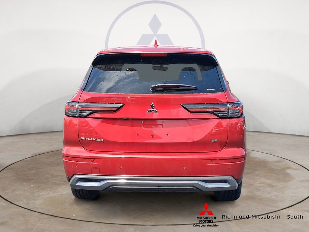 New 2026 Mitsubishi Outlander SE AWD/4WD image 4