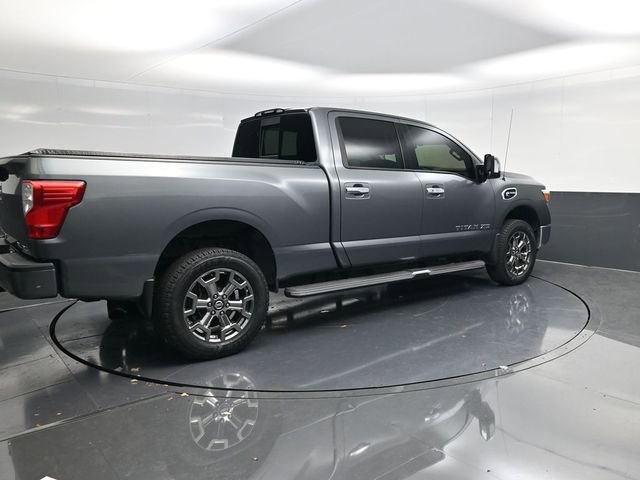 Used 2017 Nissan Titan SL w/ Chrome Package image 3