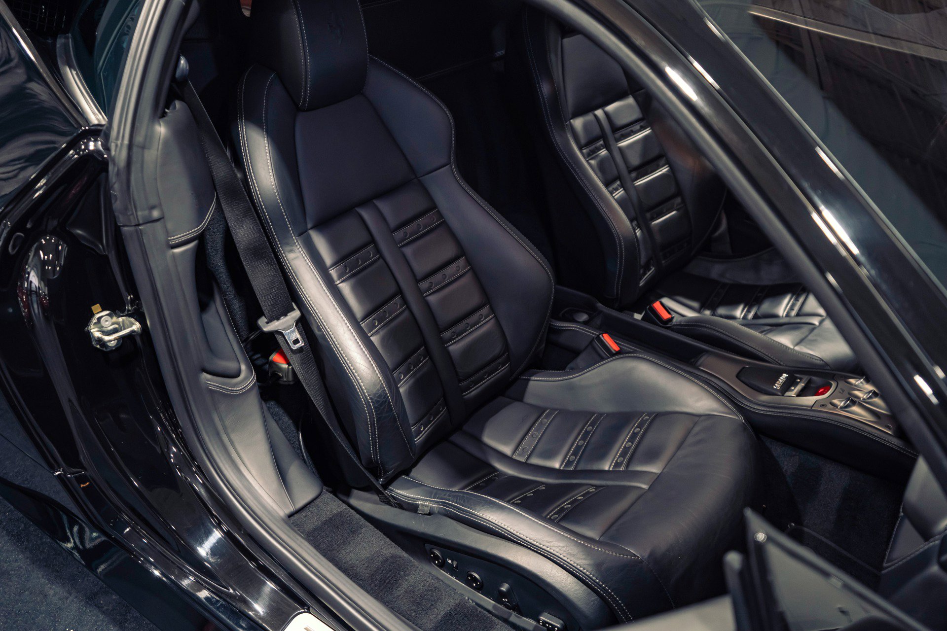 Used 2012 Ferrari 458 Italia Coupe image 29