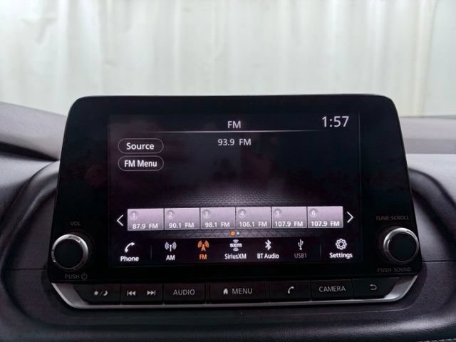 Used 2022 Nissan Rogue SV FWD image 29