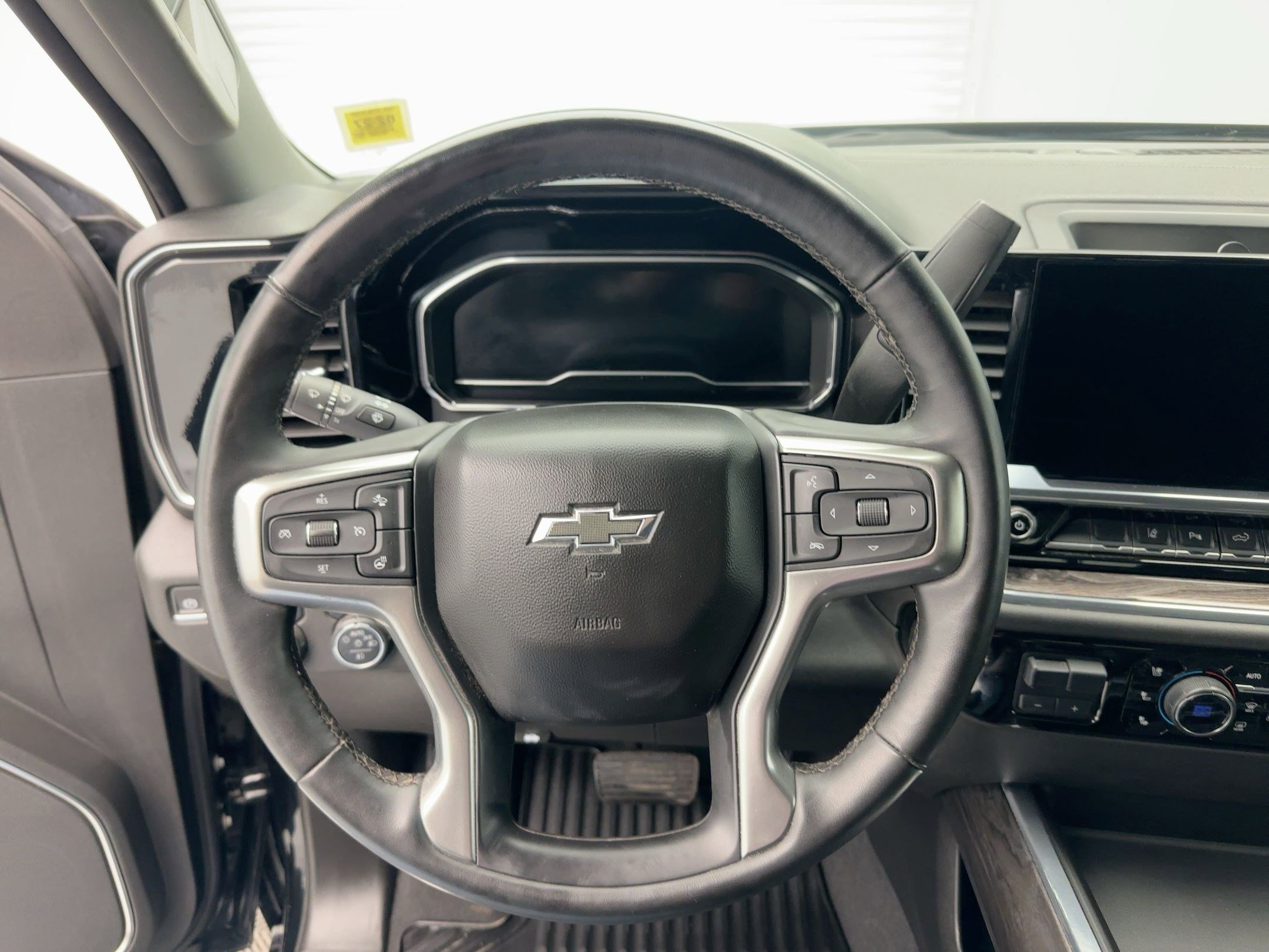 Used 2024 Chevrolet Silverado 3500 LTZ w/ LTZ Plus Package image 16