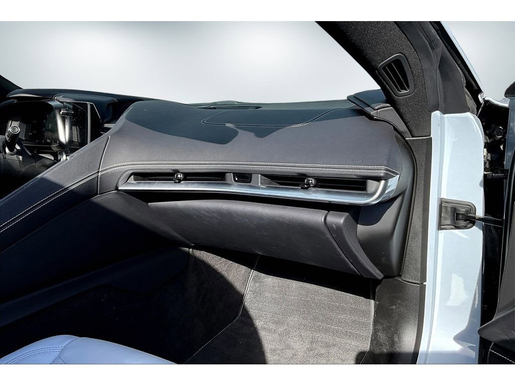 Used 2023 Chevrolet Corvette Stingray Coupe w/ 1LT image 23