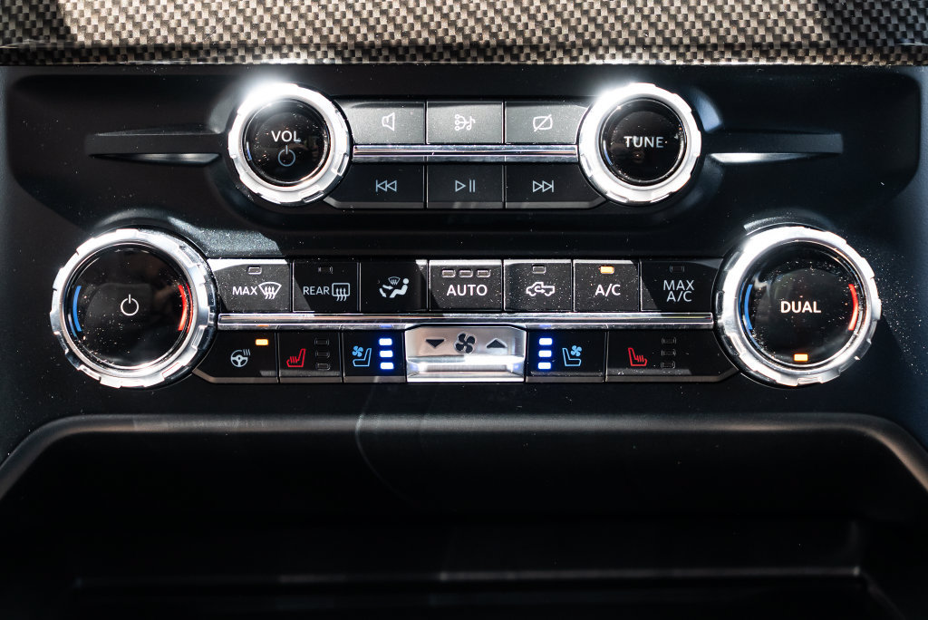 Used 2023 Ford F250 Lariat w/ Lariat Ultimate Package AWD/4WD image 43