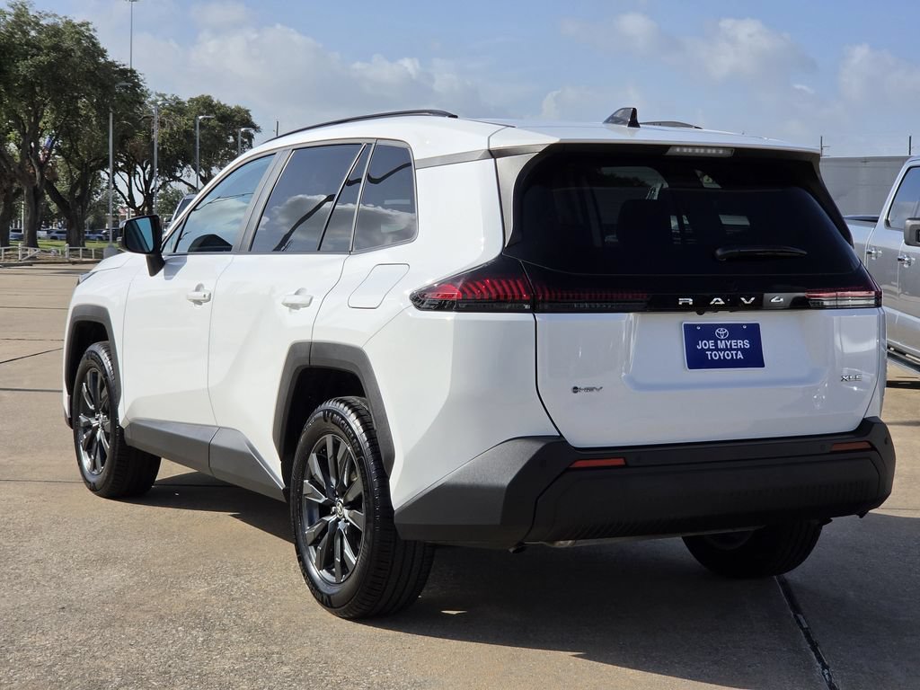 Used 2026 Toyota RAV4 XLE Premium FWD image 7