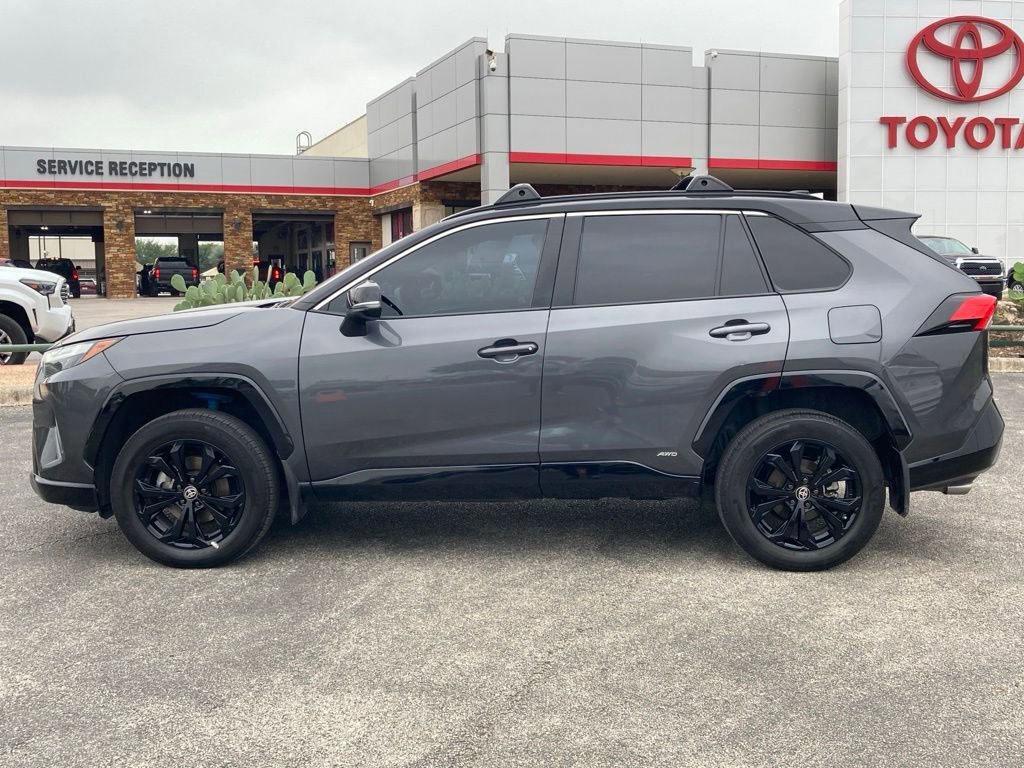Used 2024 Toyota RAV4 XSE AWD/4WD image 8