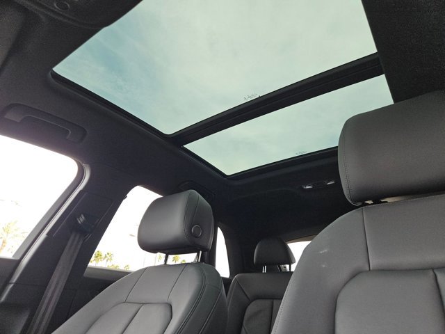 Used 2022 Audi Q3 2.0T Premium image 15