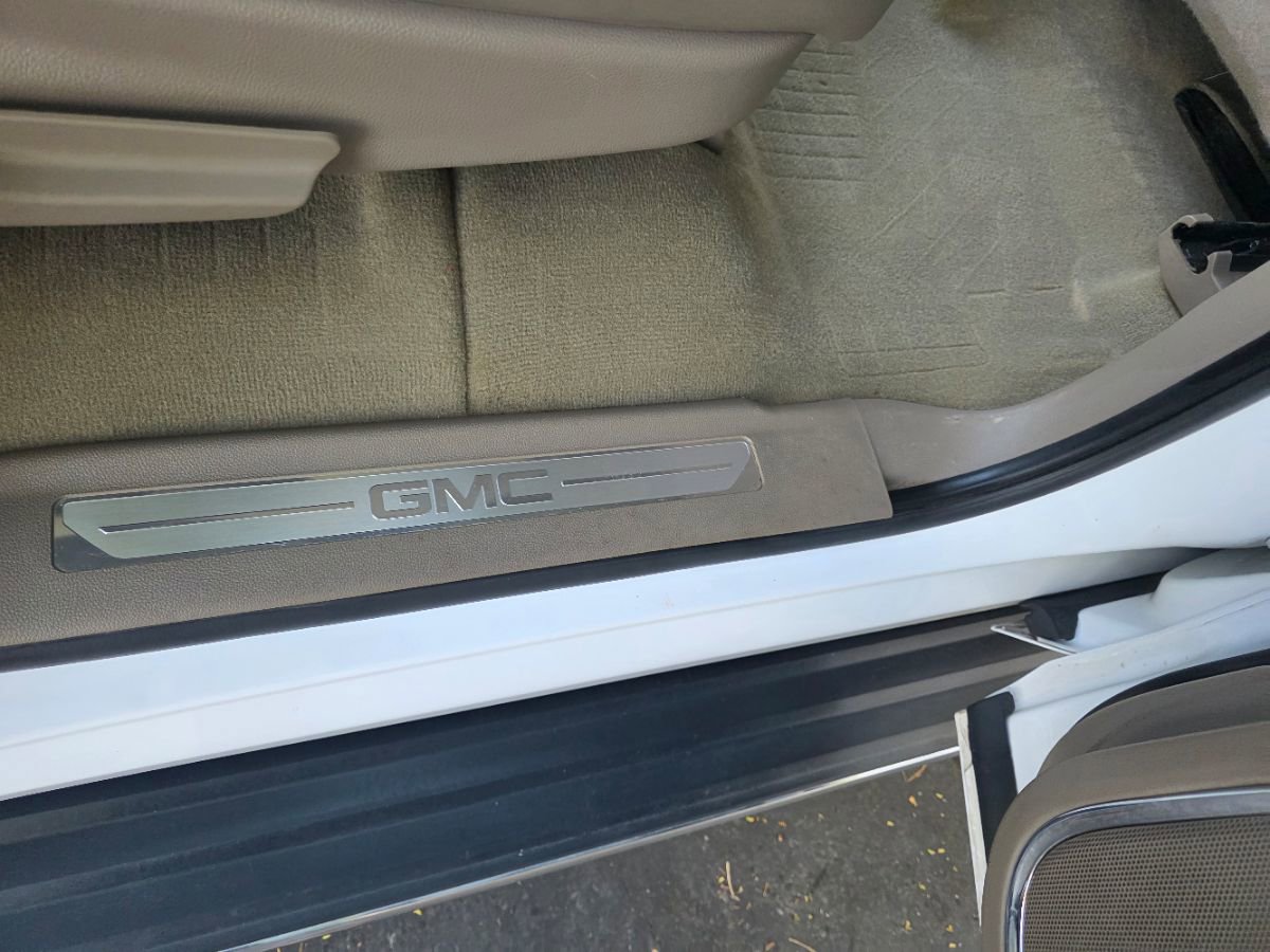 Used 2018 GMC Yukon XL SLT w/ Open Road Package image 33