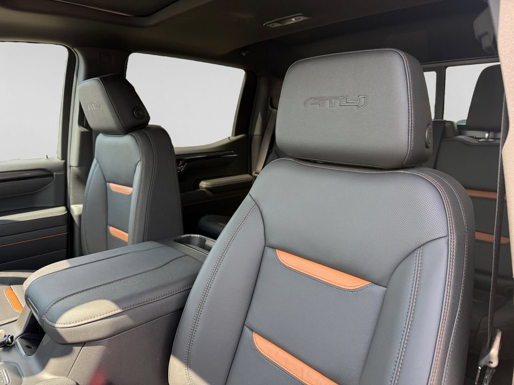 New 2026 GMC Sierra 1500 AT4 w/ AT4 Premium Package AWD/4WD image 17