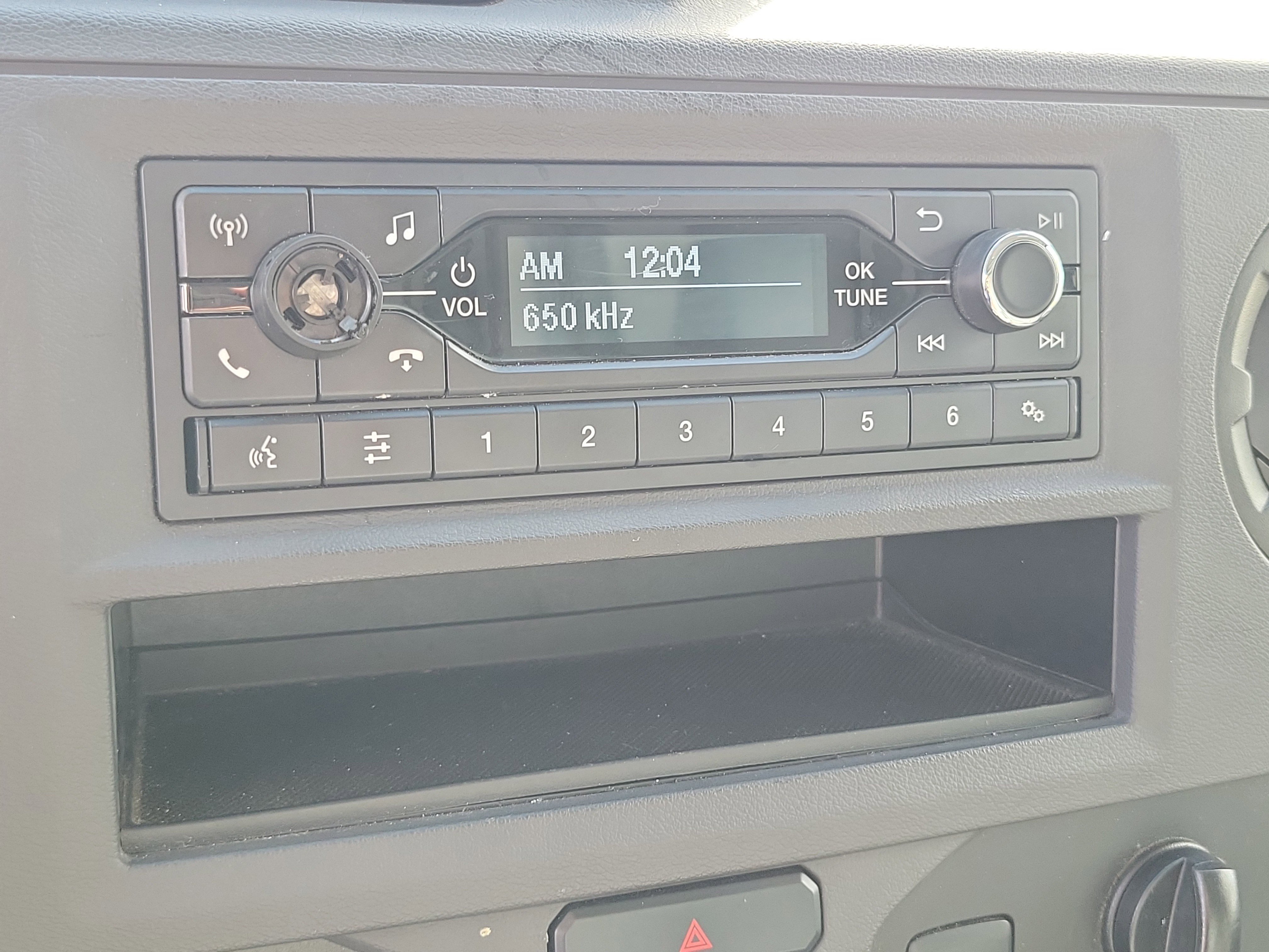 Used 2023 Ford E-350 and Econoline 350 Super Duty w/ Power Windows & Locks Group image 15