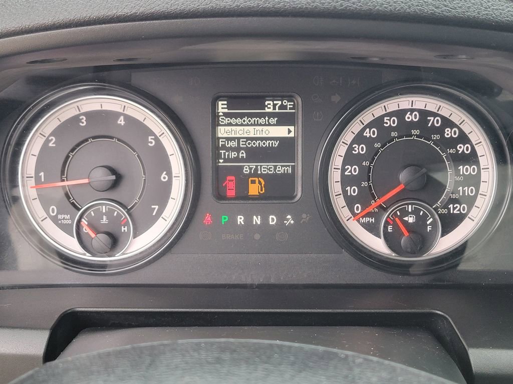 Used 2021 RAM 1500 Classic SLT image 21