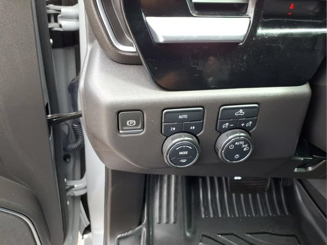 Used 2024 Chevrolet Silverado 1500 LT AWD/4WD image 20