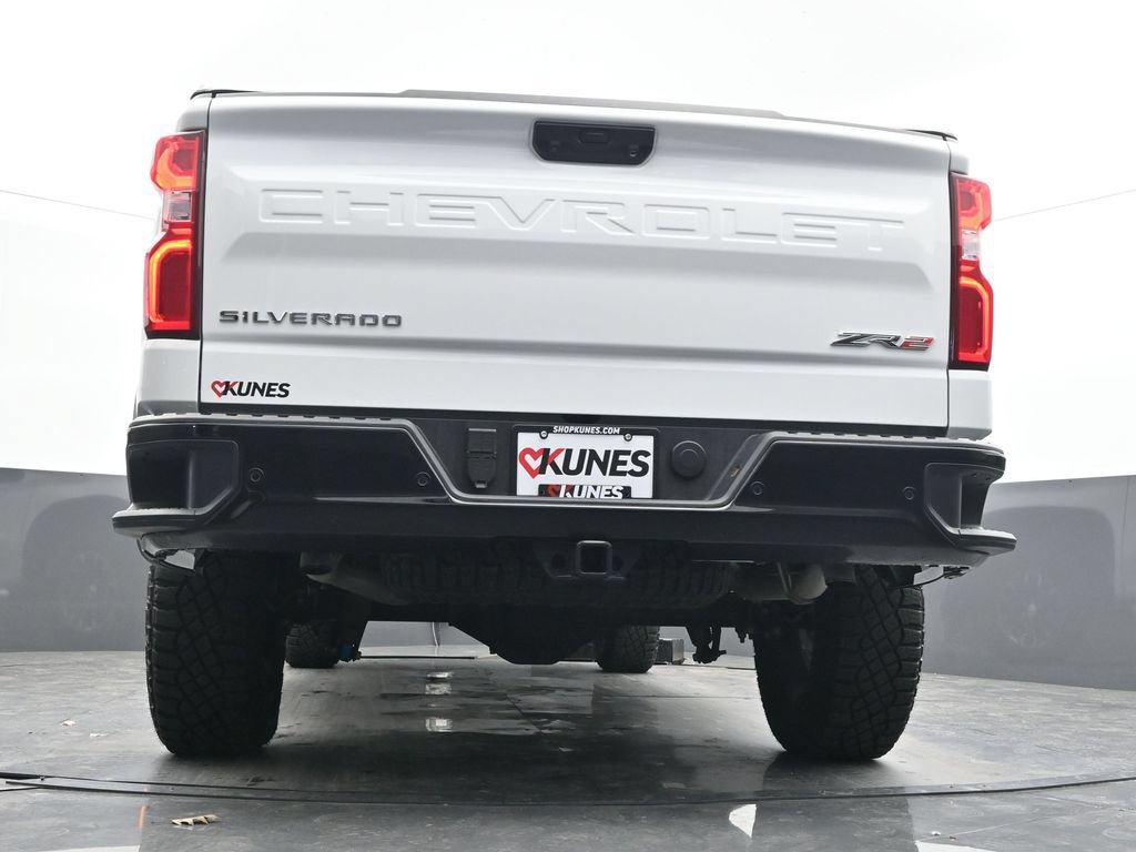 Used 2024 Chevrolet Silverado 1500 ZR2 w/ Technology Package AWD/4WD image 28