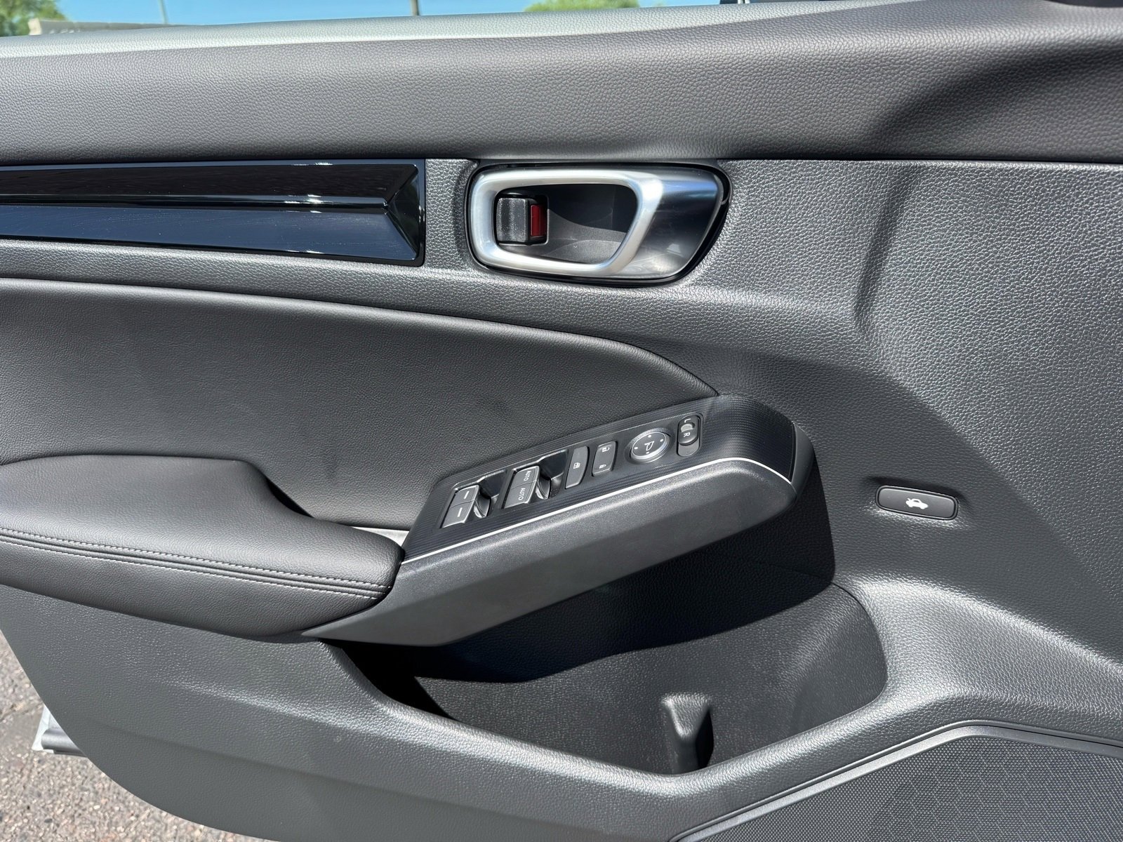 New 2025 Honda Civic Sport Touring image 13