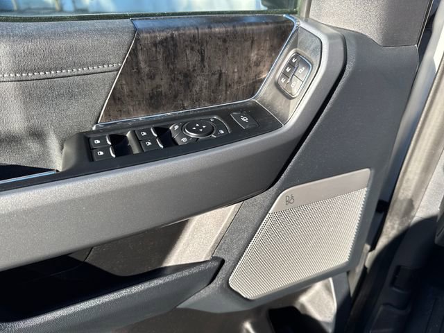 Used 2023 Ford F250 Lariat w/ Sport Appearance Package image 14