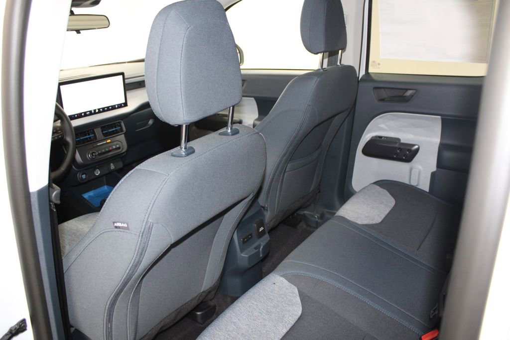 New 2025 Ford Maverick XLT w/ Equipment Group 301A image 25