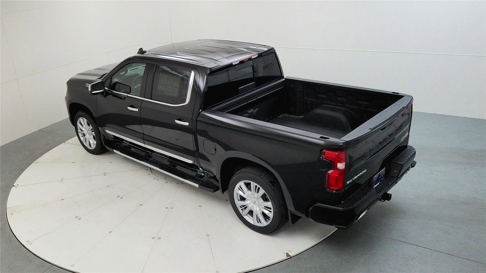 New 2026 Chevrolet Silverado 1500 High Country w/ Technology Package image 14