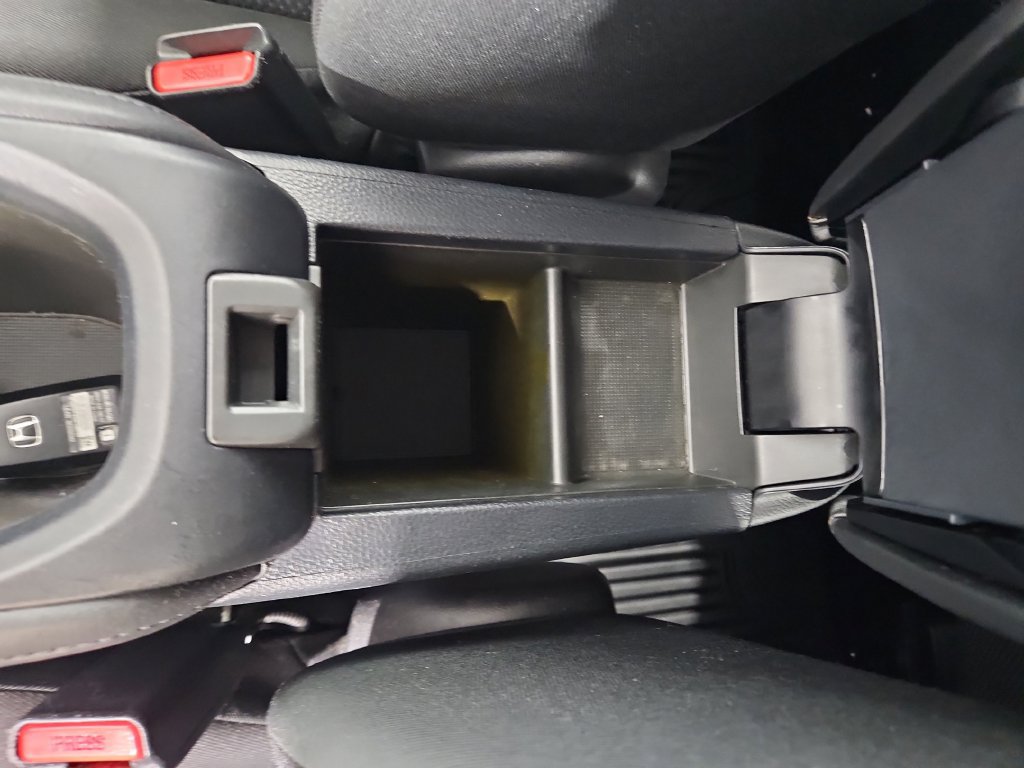 Used 2018 Honda HR-V EX image 25