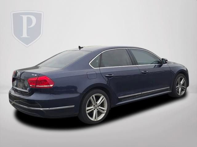 Used 2015 Volkswagen Passat TDI SE FWD image 5