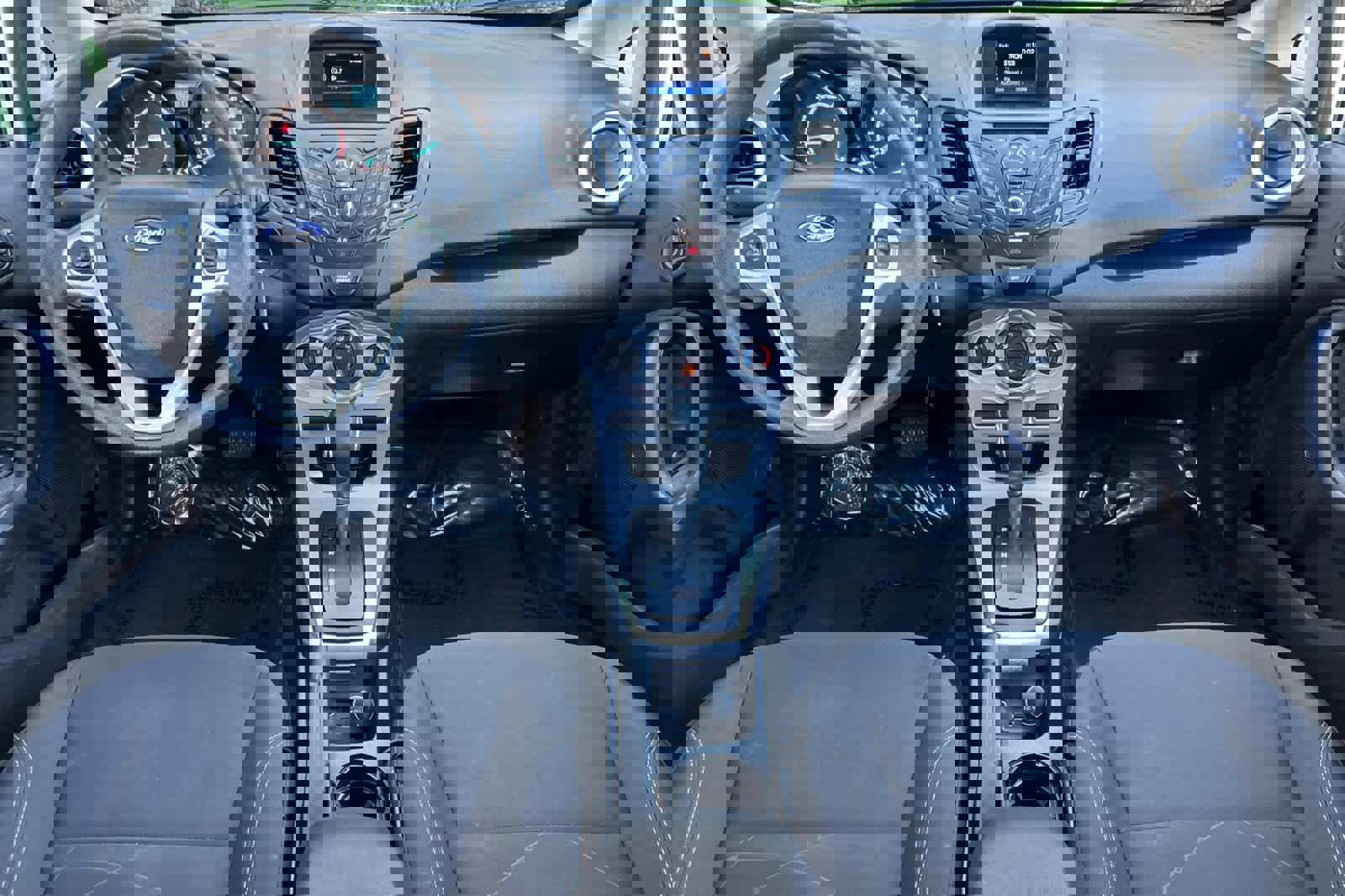 Used 2019 Ford Fiesta SE image 3