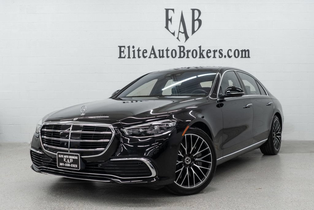 Used 2022 Mercedes-Benz S 580 4MATIC Sedan image 1