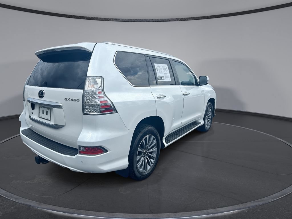 Used 2023 Lexus GX 460 Luxury w/ Accessory Package AWD/4WD image 11