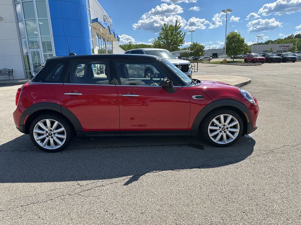 Used 2021 MINI Cooper 4-Door Hardtop FWD image 2