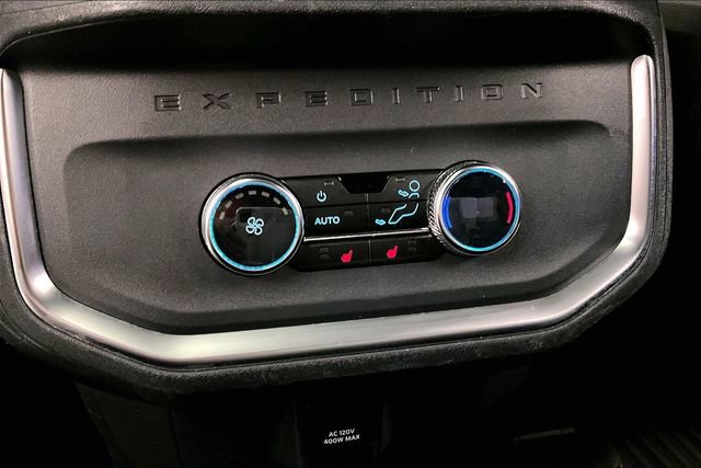 Used 2025 Ford Expedition Tremor AWD/4WD image 33