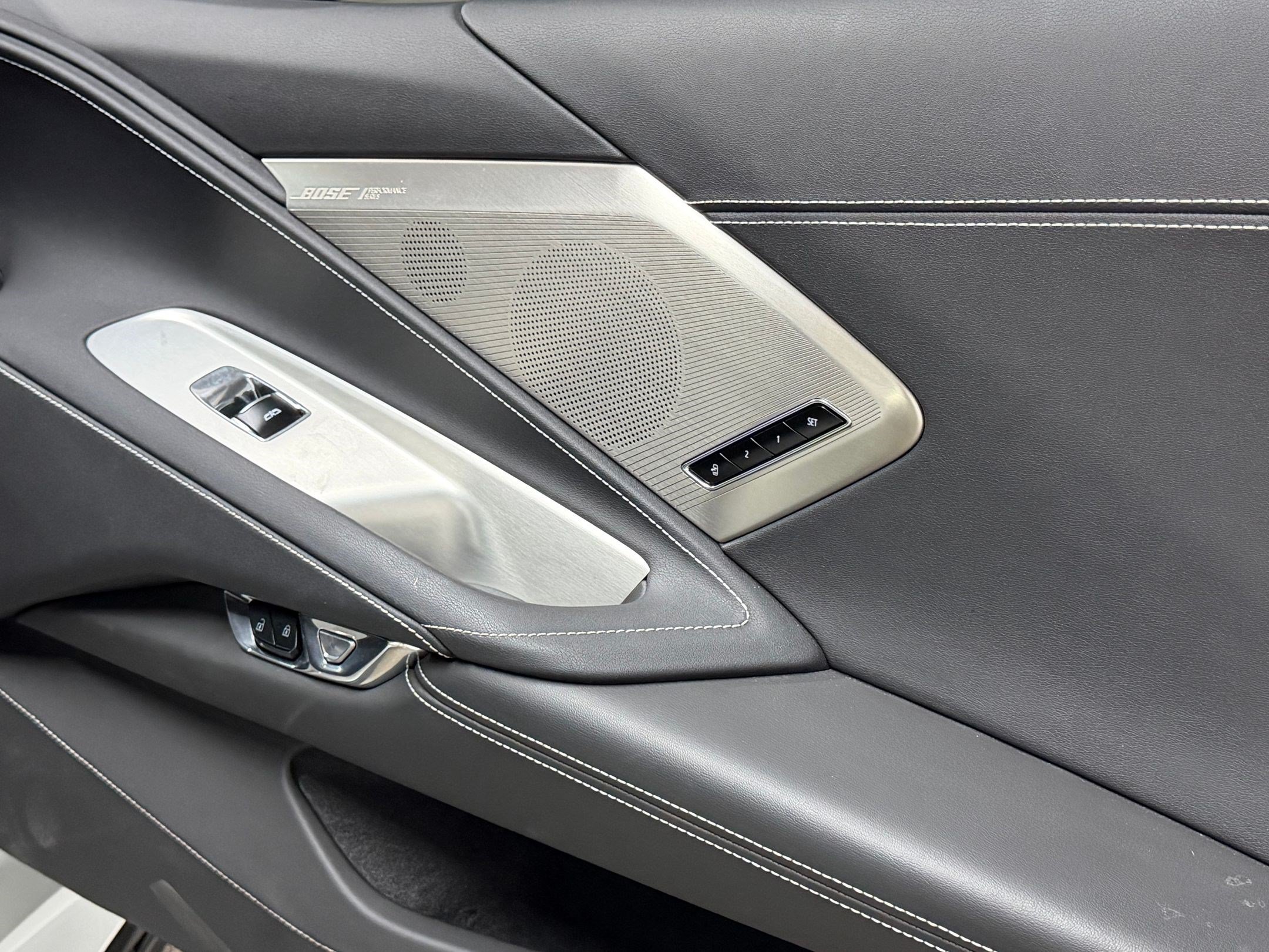 Used 2023 Chevrolet Corvette Stingray Preferred Conv w/ Z51 Performance Package RWD image 47