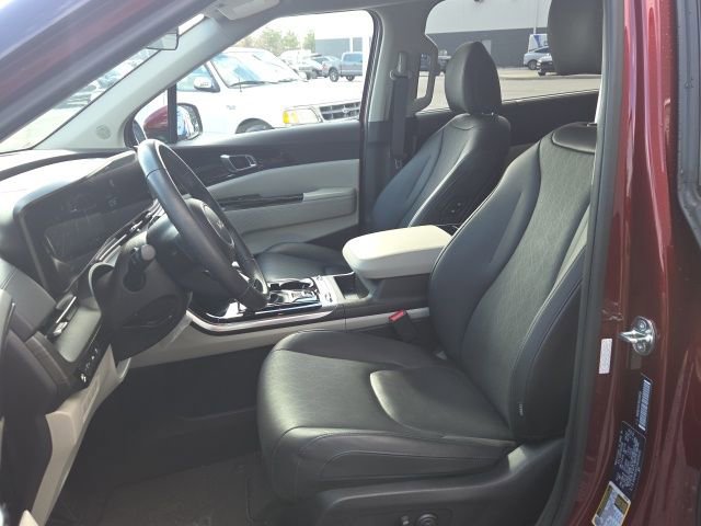 Used 2024 Kia Carnival SX image 26