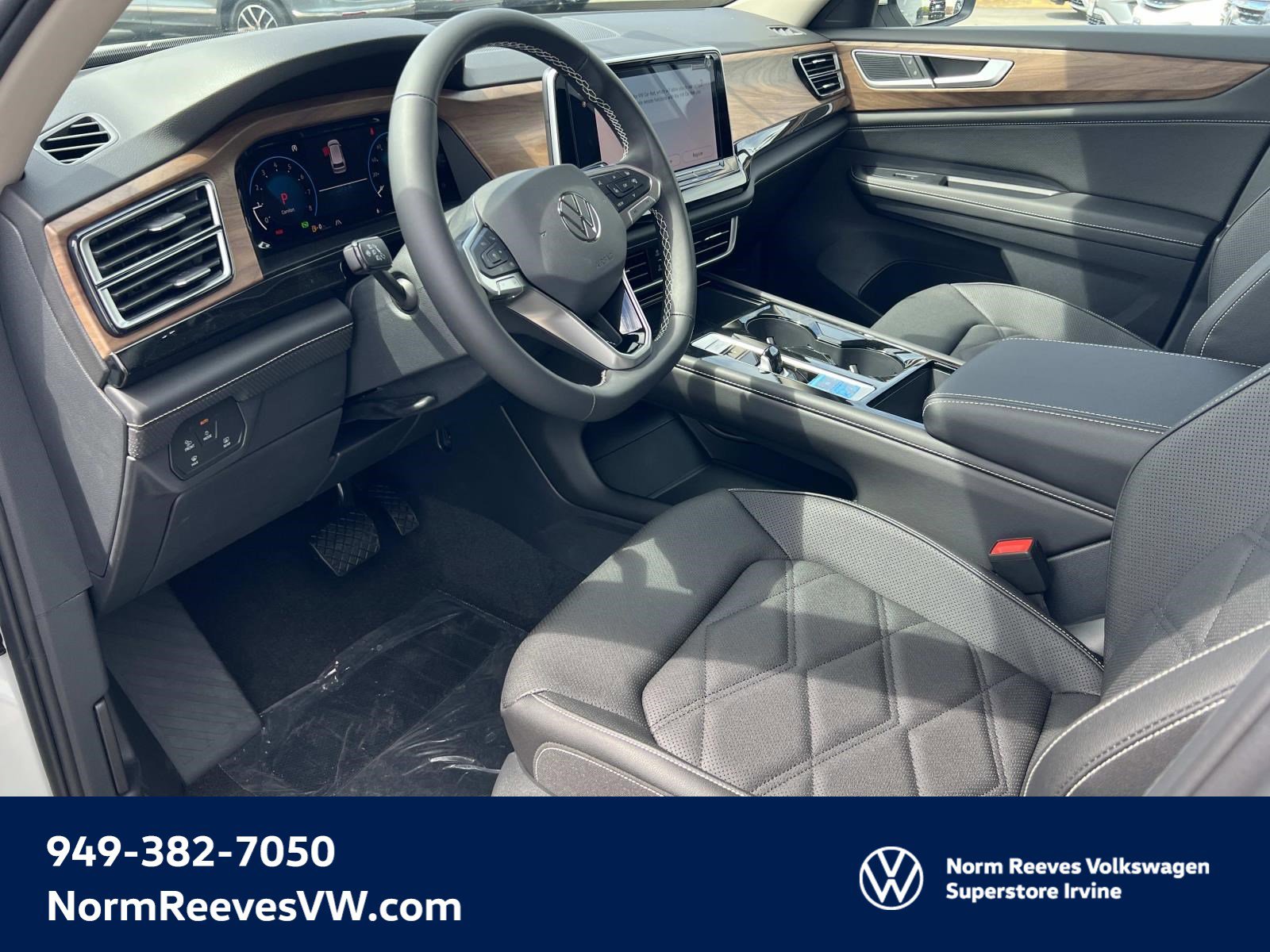 New 2026 Volkswagen Atlas SE image 3