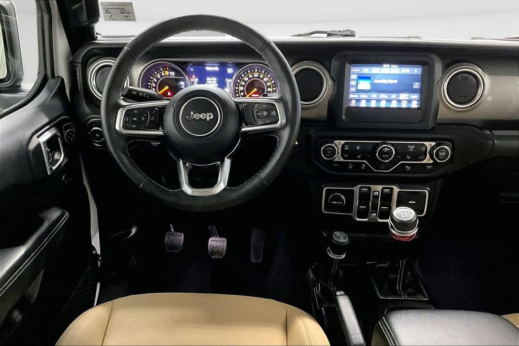 Used 2018 Jeep Wrangler Unlimited Sahara w/ Dual Top Group image 8