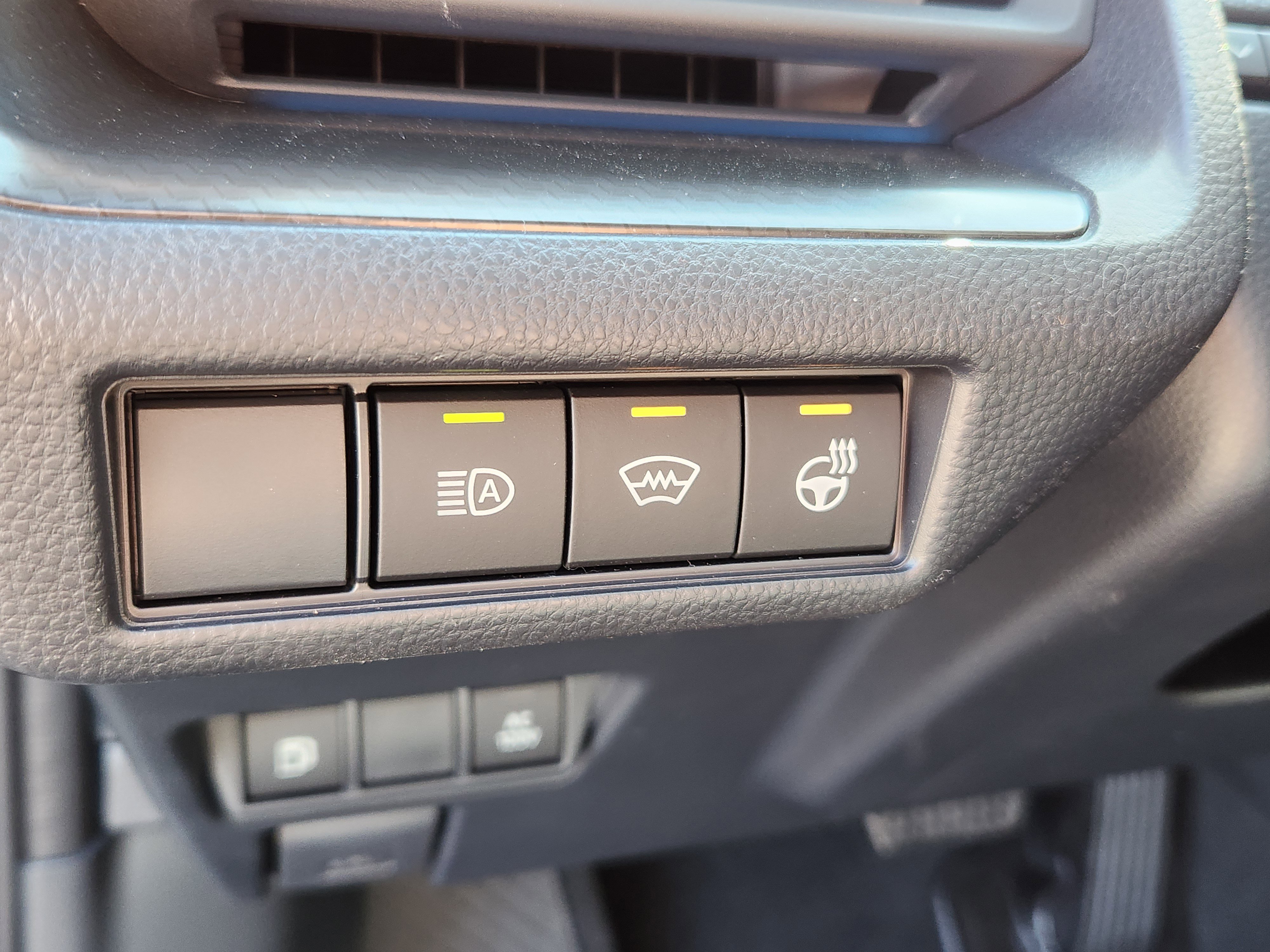 New 2026 Toyota Prius Plug-In Hybrid image 12