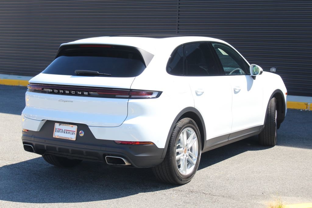 Certified 2025 Porsche Cayenne image 8