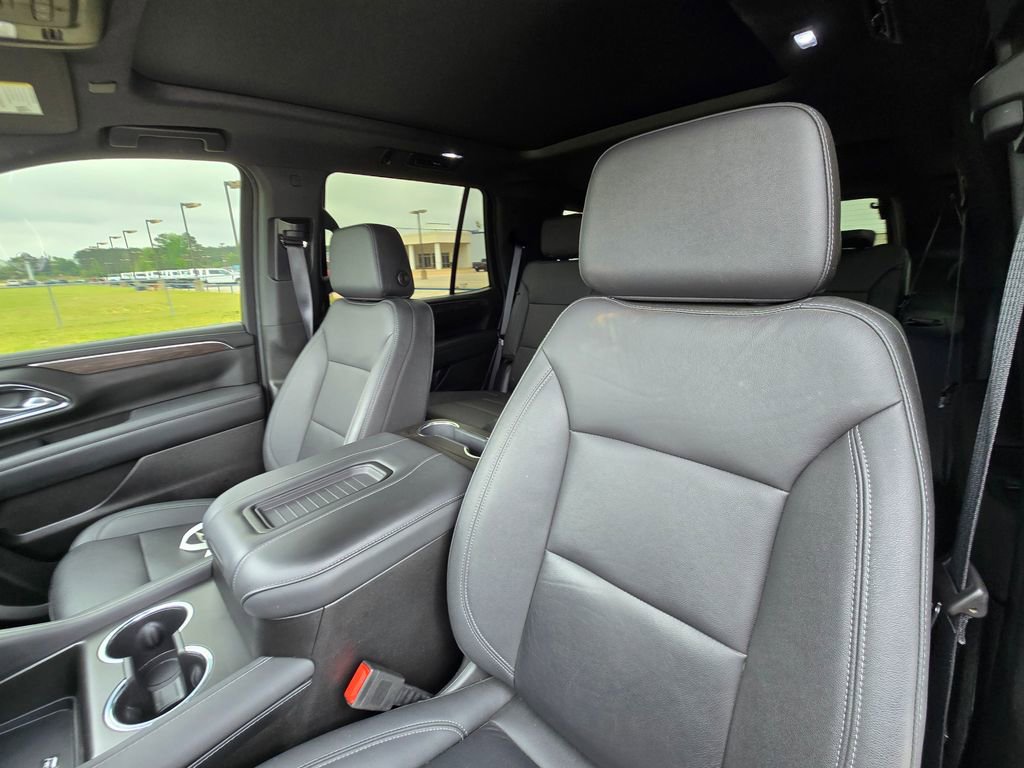 Used 2024 Chevrolet Tahoe Z71 w/ Luxury Package image 11