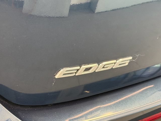 Used 2017 Ford Edge SE FWD image 10