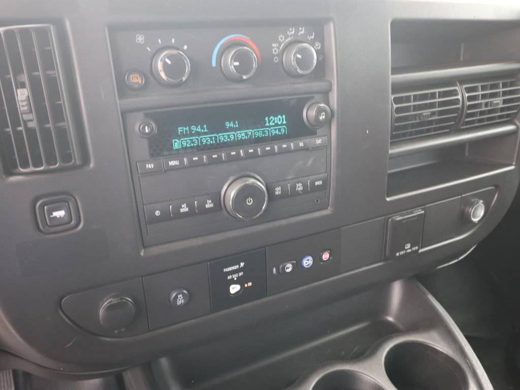 Used 2024 GMC Savana 2500 w/ Driver Convenience Package RWD image 20