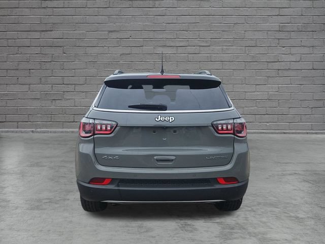 Used 2023 Jeep Compass Limited AWD/4WD image 4