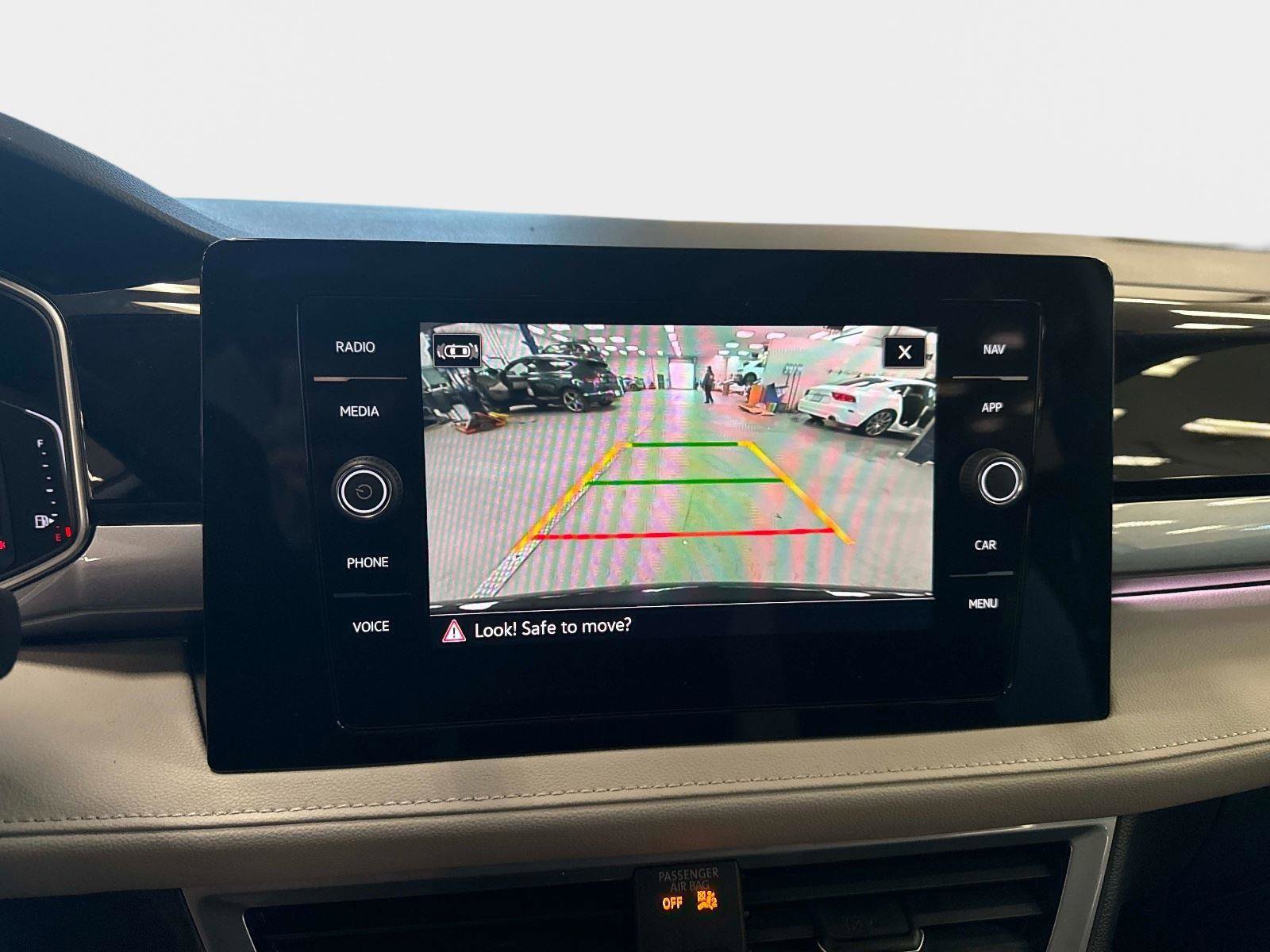 New 2026 Volkswagen Taos SEL image 19