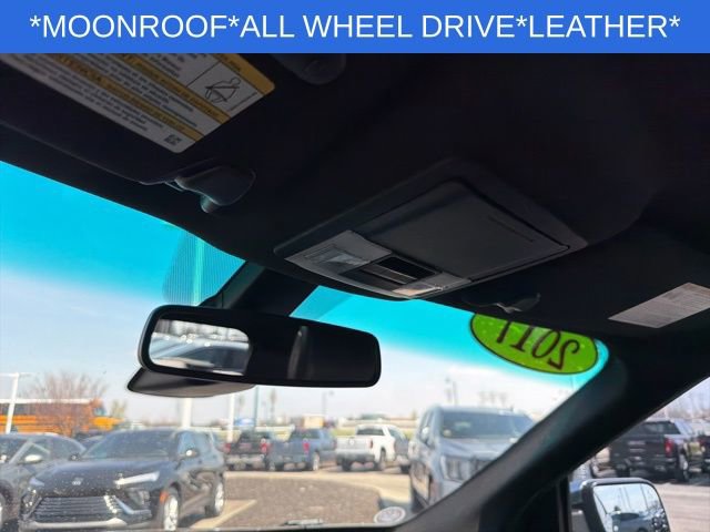 Used 2017 Ford Explorer Platinum image 32